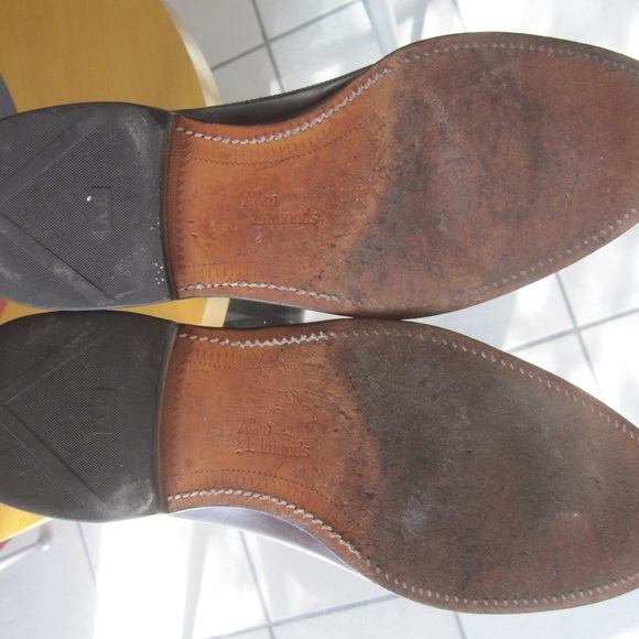 Allen Edmonds Manchester Tassel Loafer Size 8 D - Picture 3 of 5